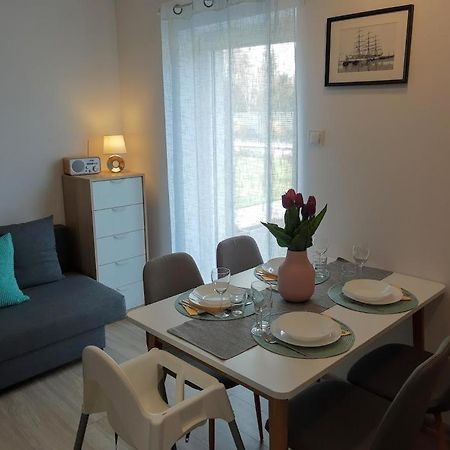Blekit Apartamenty Przy Jastrzebiej Mieroszyno Exteriör bild