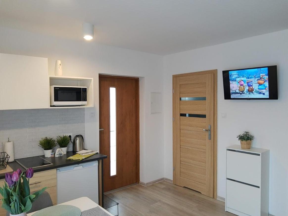 Blekit Apartamenty Przy Jastrzebiej Mieroszyno Exteriör bild